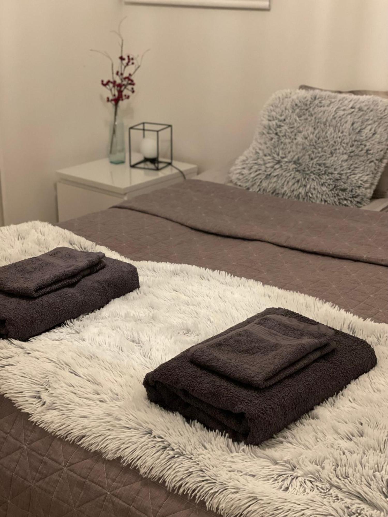 Adorable Arctic Apartment With Sauna โรวานิเอมิ ภายนอก รูปภาพ